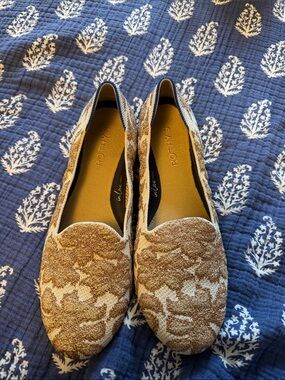 Rothy's Women's Slip-On Flats in Tan and Cream Woven Pattern
